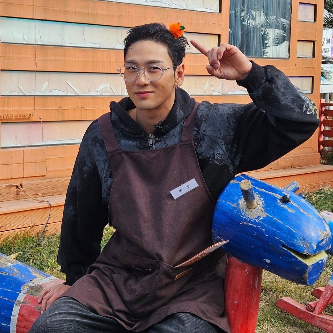 A moment captured by Baekho's fan