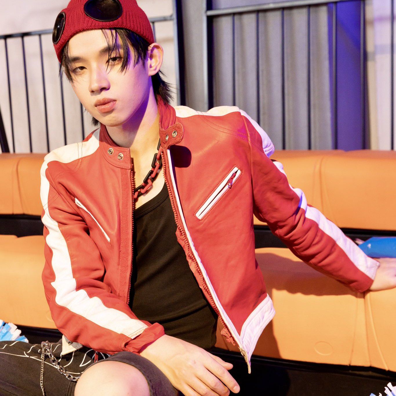 Behind-the-scenes cut of Hong (LYKN)