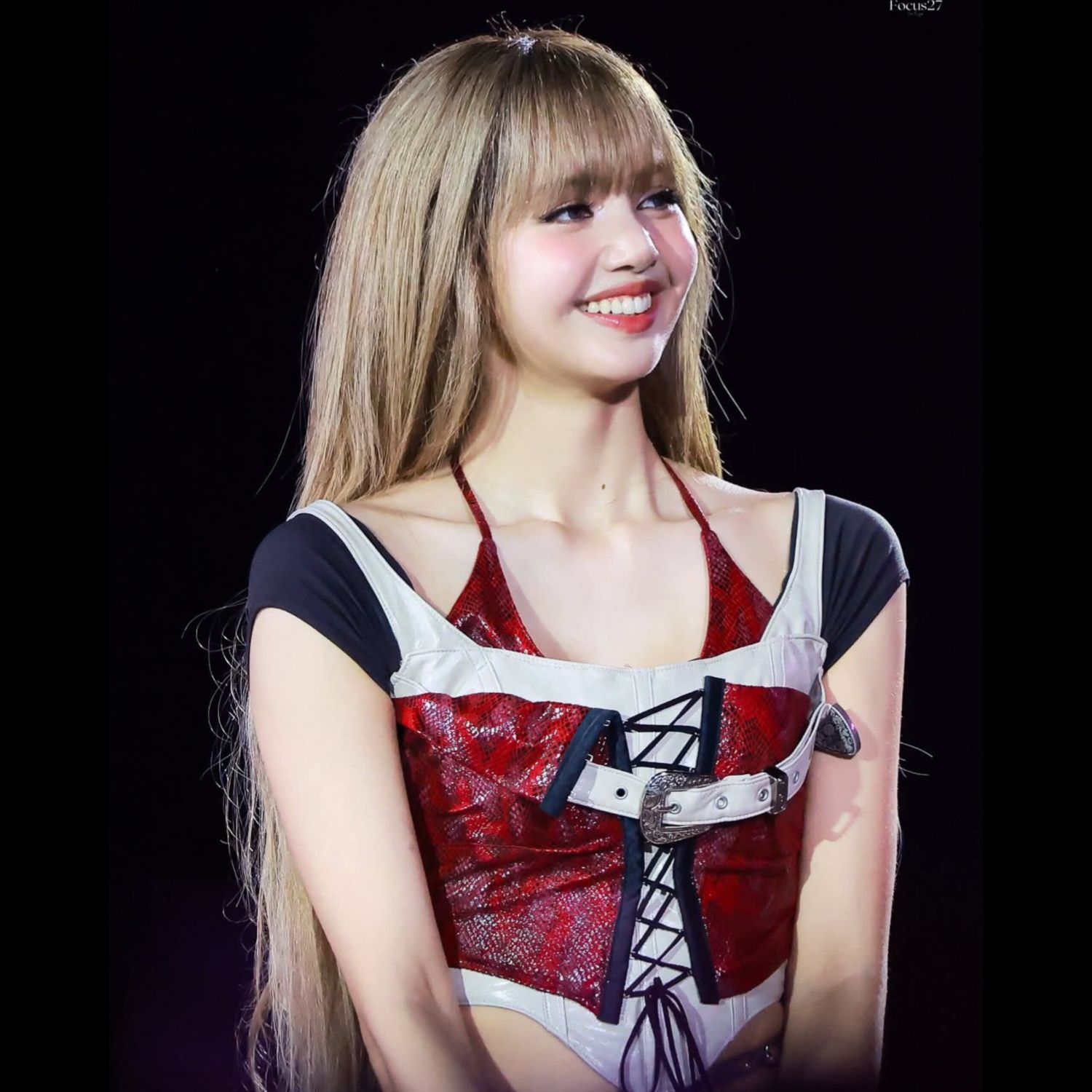 리사 (BLACKPINK) 최근 활동샷
