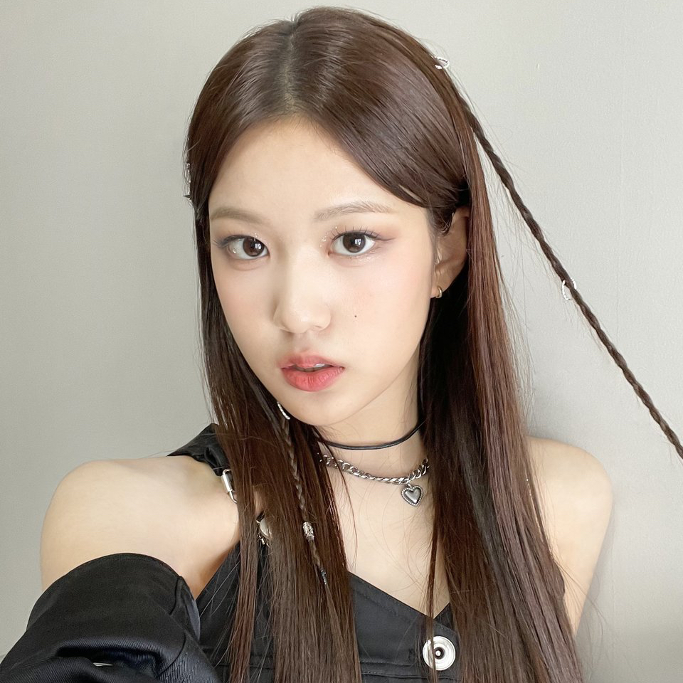 Latest photo of Yoon Jiyoon (izna)