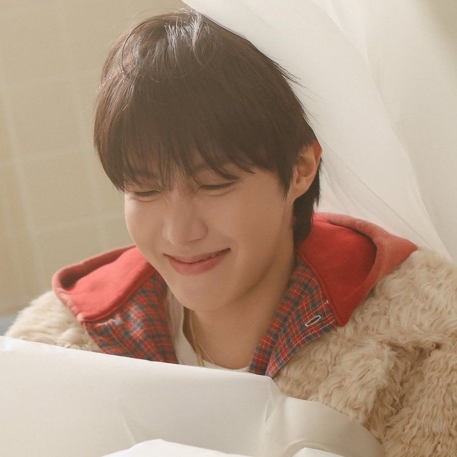 Latest photo of j-hope (BTS)