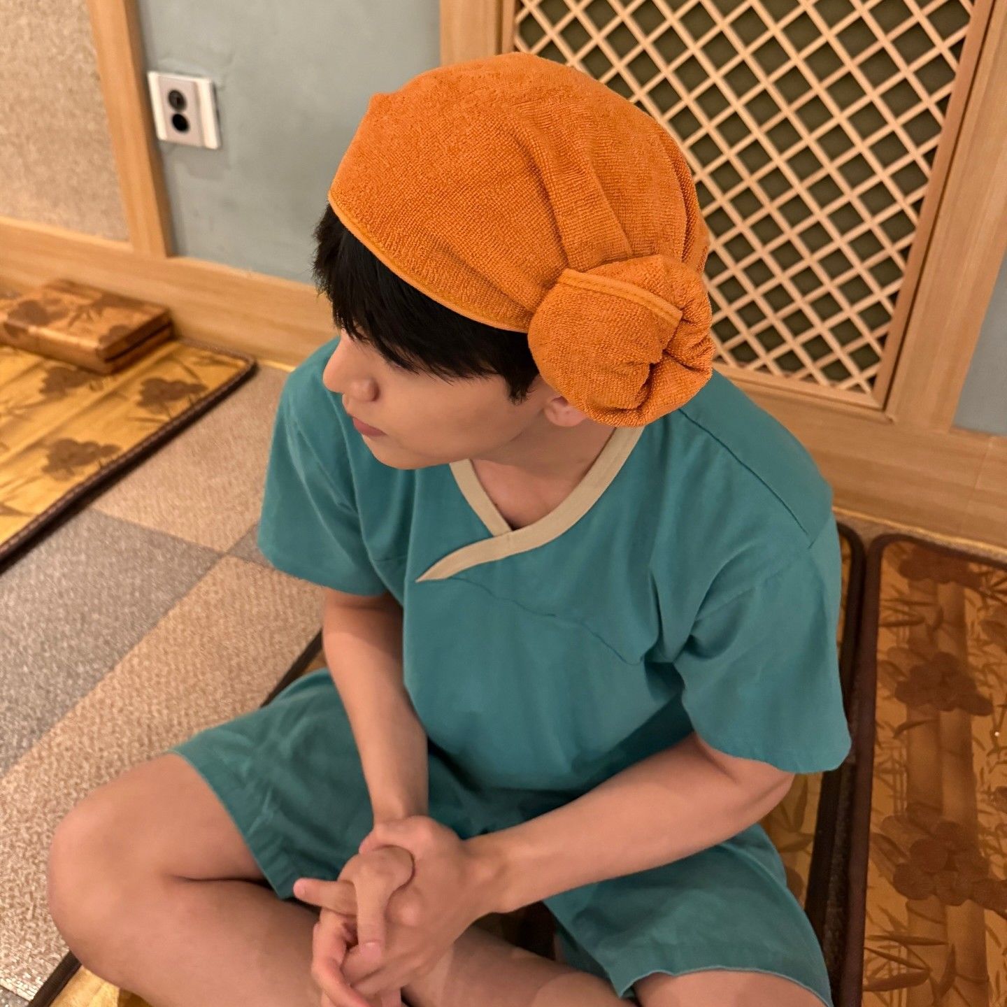 A moment captured by HYUK (OMEGA X)'s fan