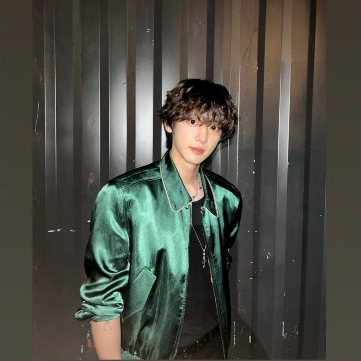 A moment captured by Chanyeol (EXO)'s fan