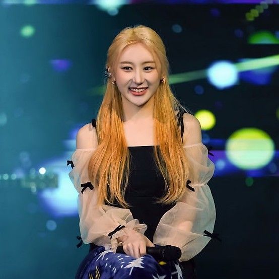 李彩演的最新照片