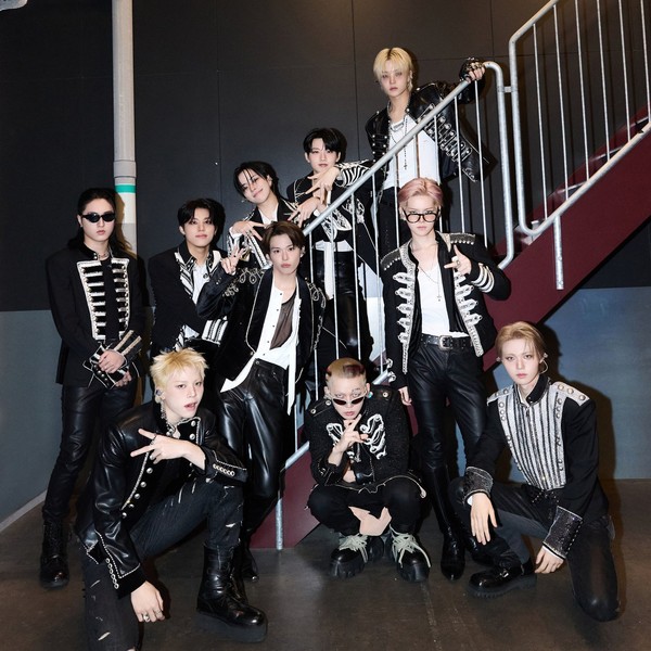 Popular profile image of TREASURE selected by votes