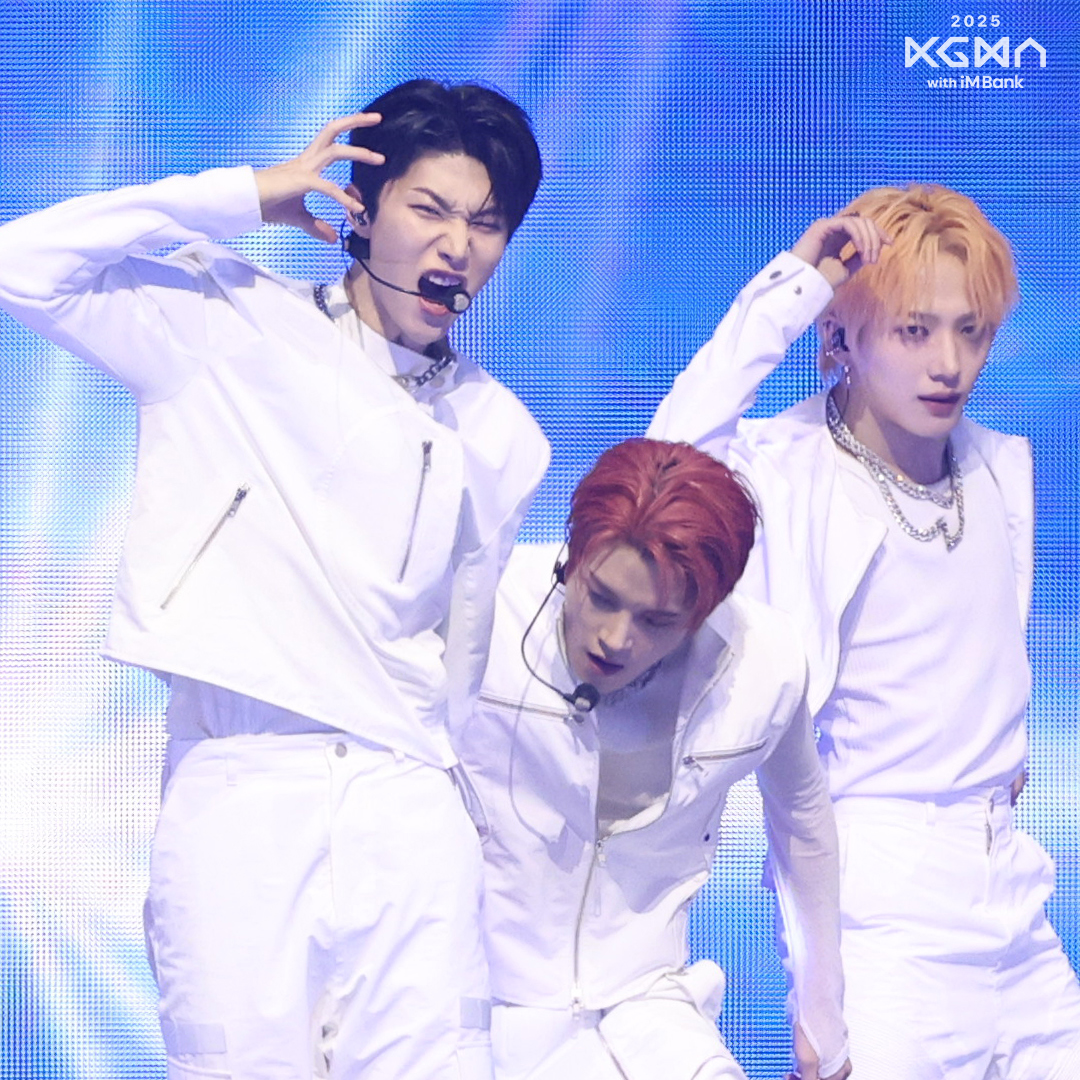 Recent activity shot of Hyunwoo (Xikers)