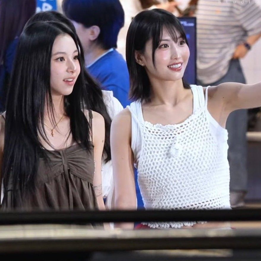 Momo (TWICE)的最新活动照片