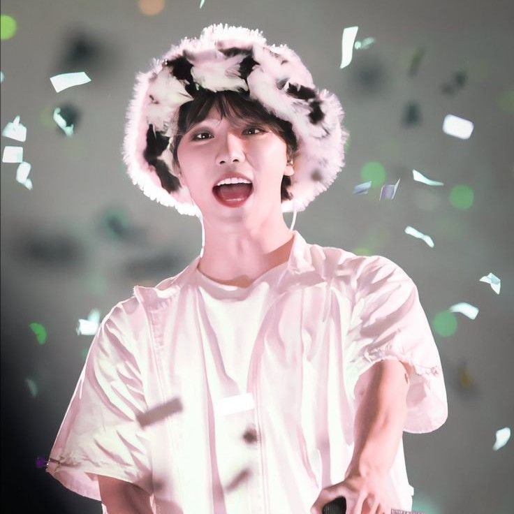 Behind-the-scenes cut of Dino (SEVENTEEN)