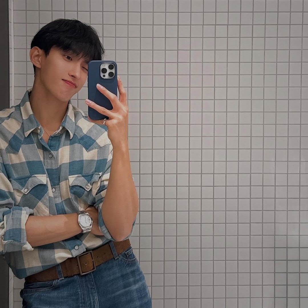 A moment captured by DK (SEVENTEEN)'s fan