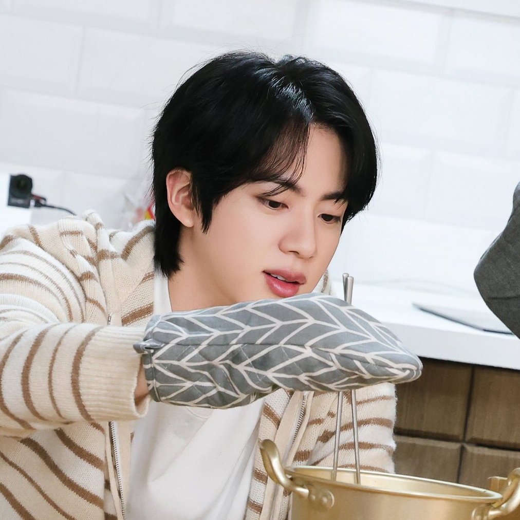 Latest photo of Jin (BTS)