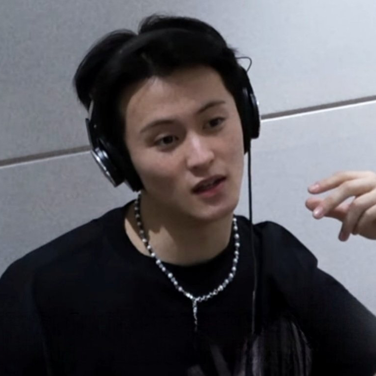 Latest photo of Mark (NCT 127, NCT DREAM)