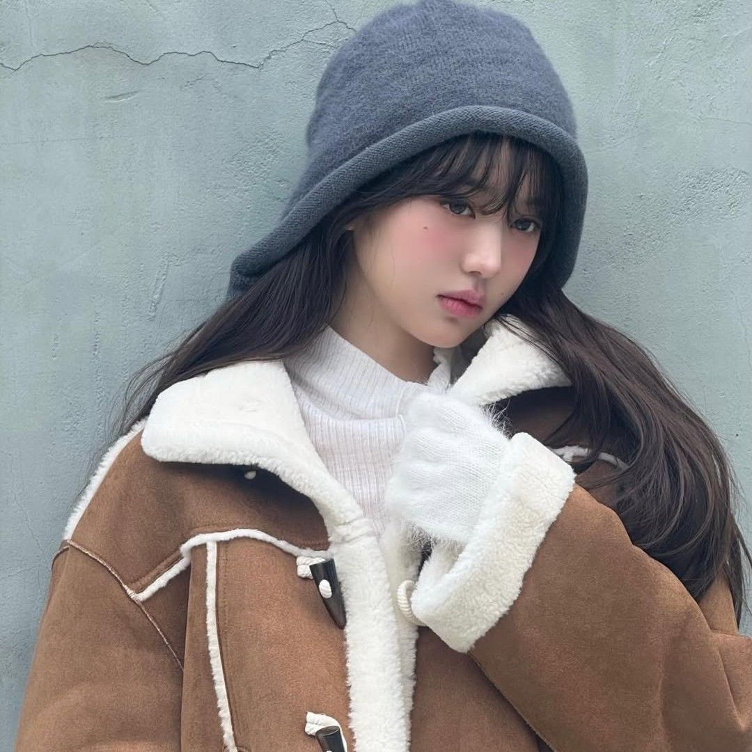 Behind-the-scenes cut of Jang Wonyoung (IVE)