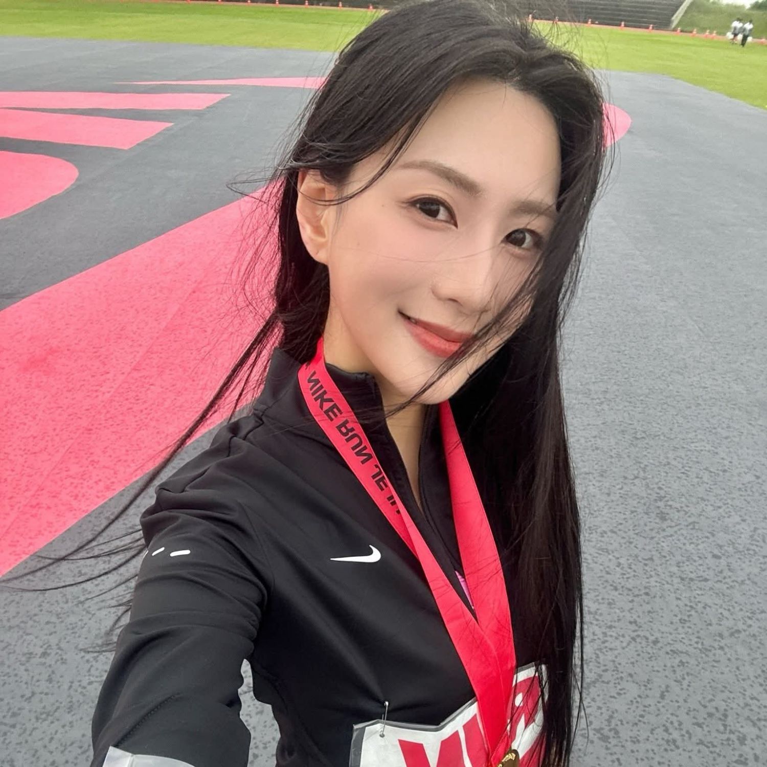 A moment captured by Oh Hayoung (Apink)'s fan