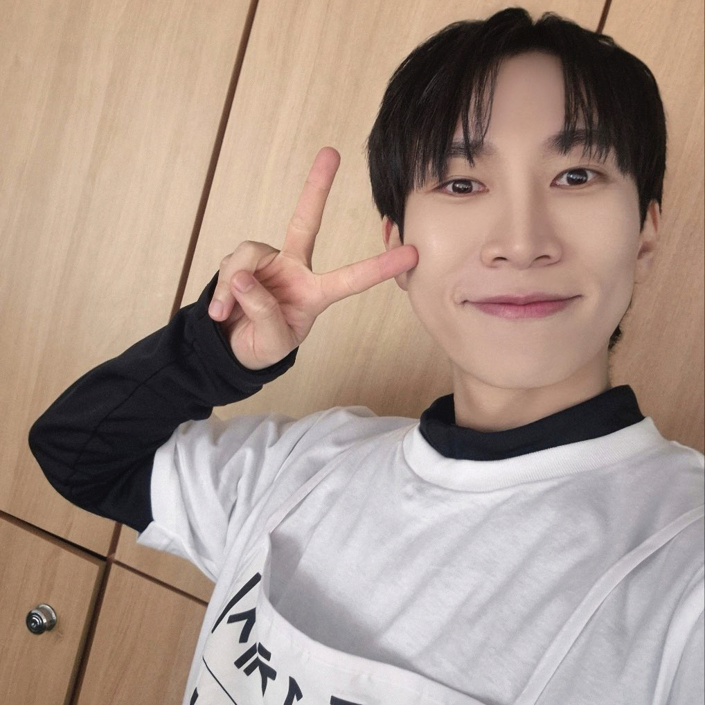 Behind-the-scenes cut of Seo Eunkwang (BTOB)
