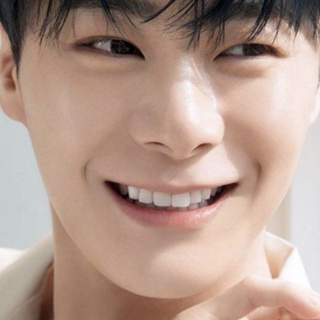 A moment captured by Moonbin (ASTRO)'s fan