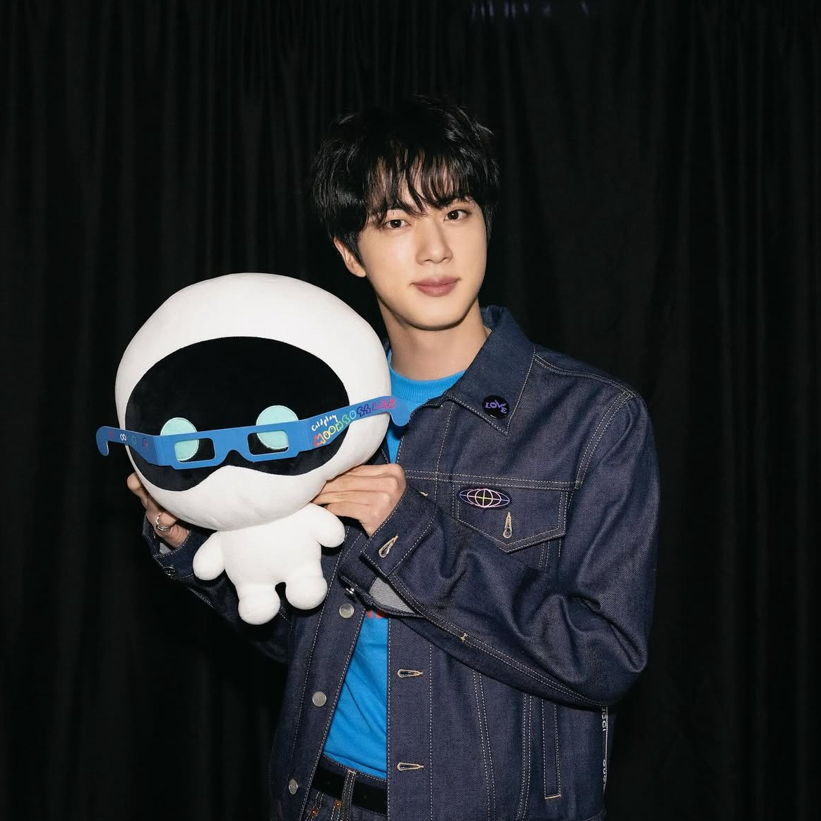 Behind-the-scenes cut of Jin_BTS