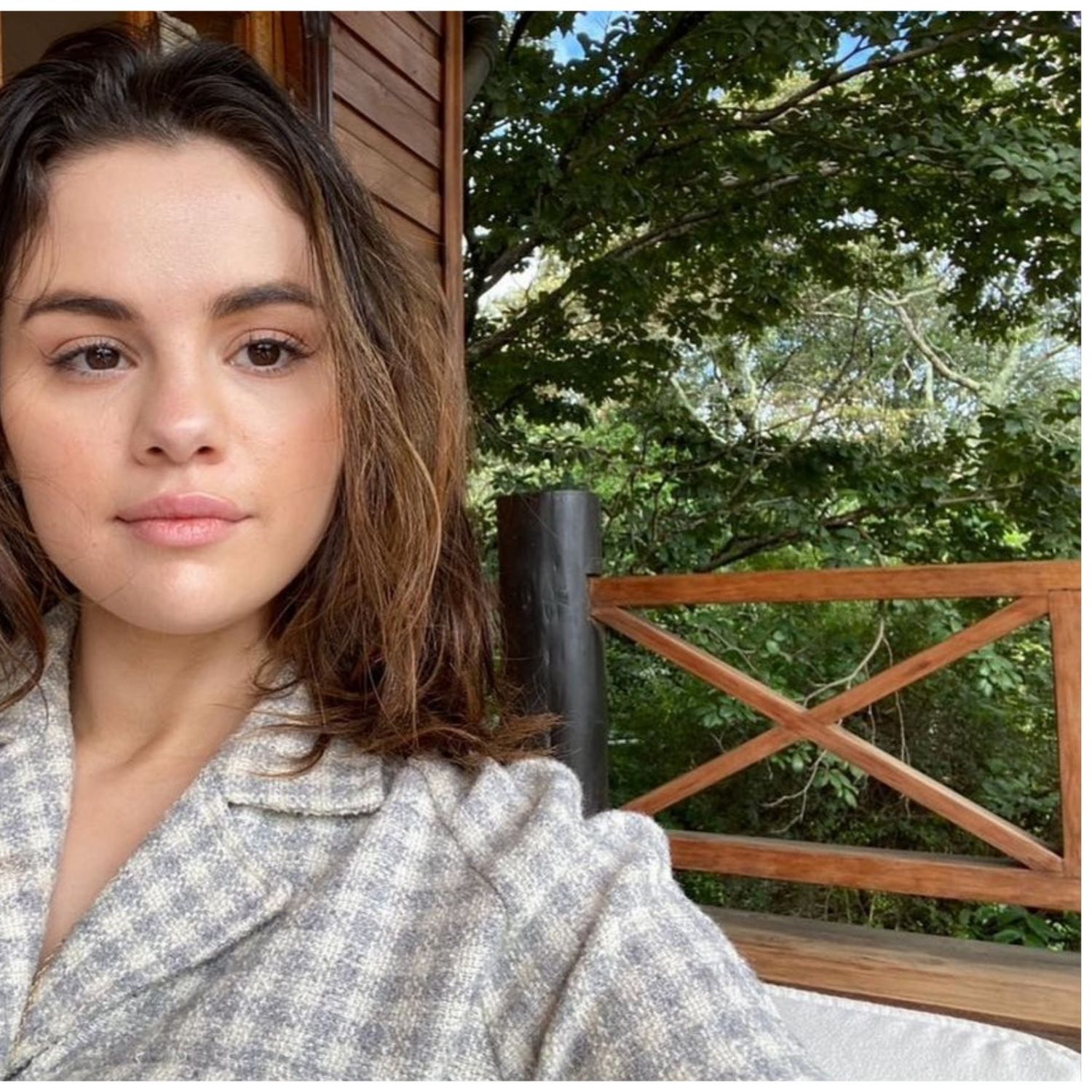 Behind-the-scenes cut of Selena Gomez
