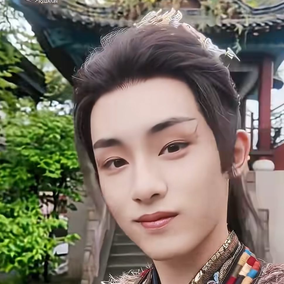 Recent activity shot of WINWIN (WayV)
