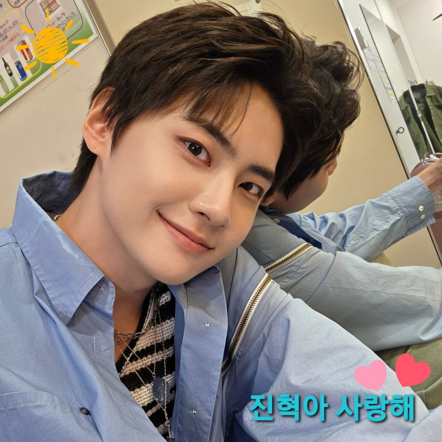 Behind-the-scenes cut of Lee Jinhyuk