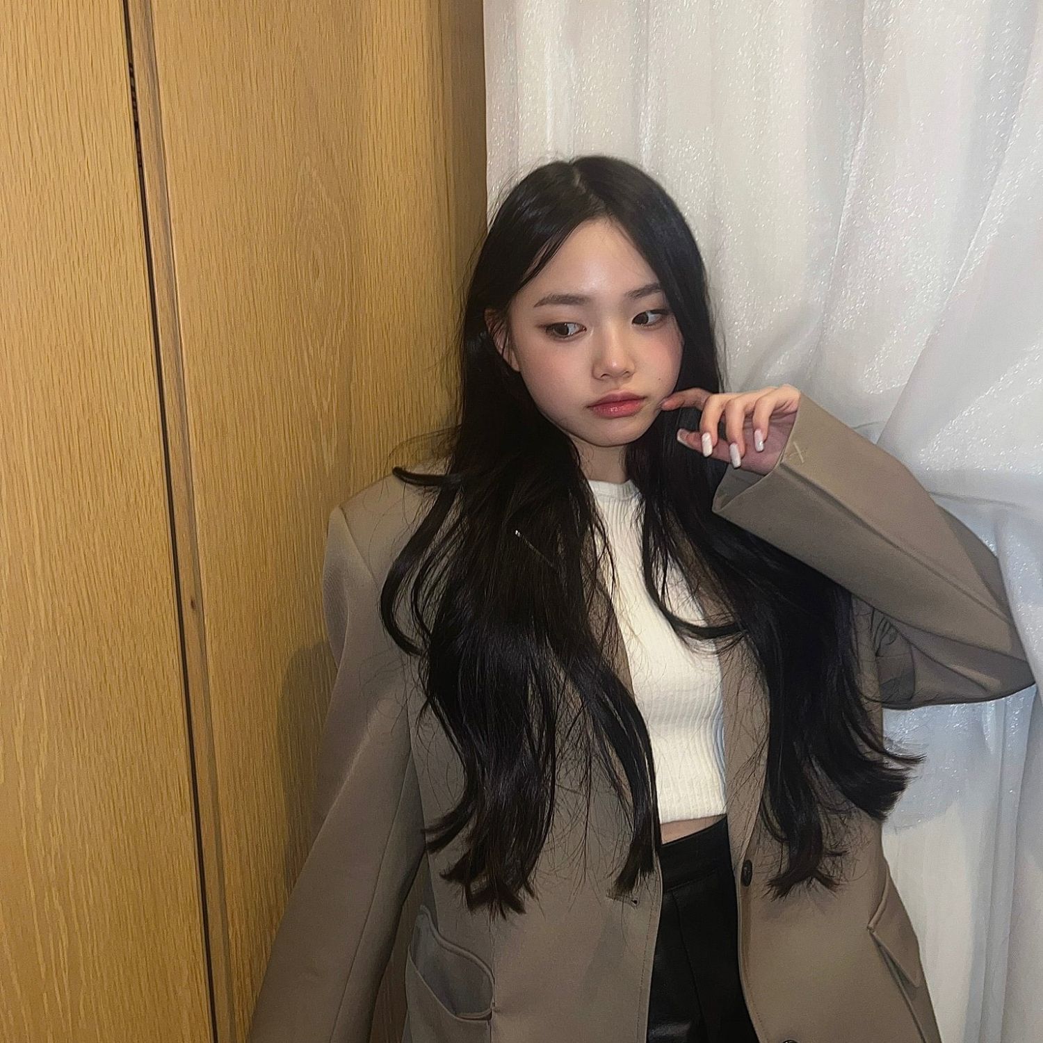 Recent activity shot of Park Boeun (CLASS:y)