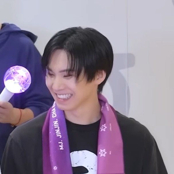 A moment captured by Rocky's fan
