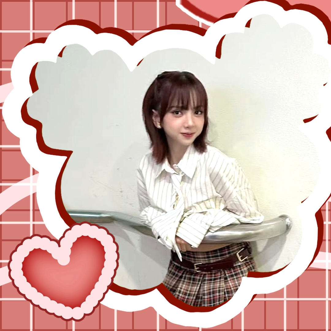 Latest photo of Dinda (SECRET NUMBER)