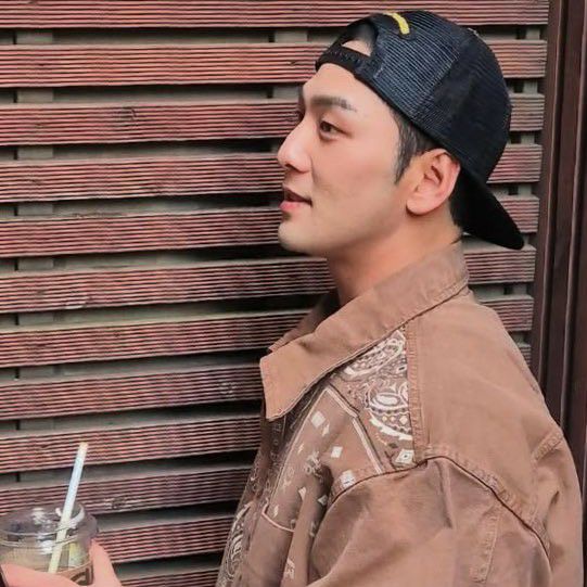 A moment captured by Baekho's fan
