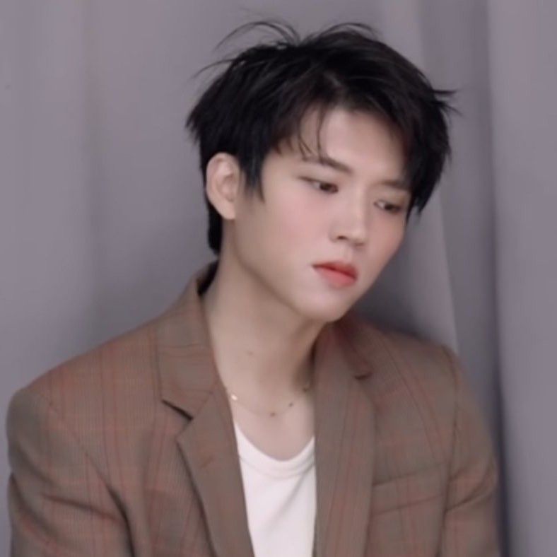 ウヒョン (INFINITE)の最新写真