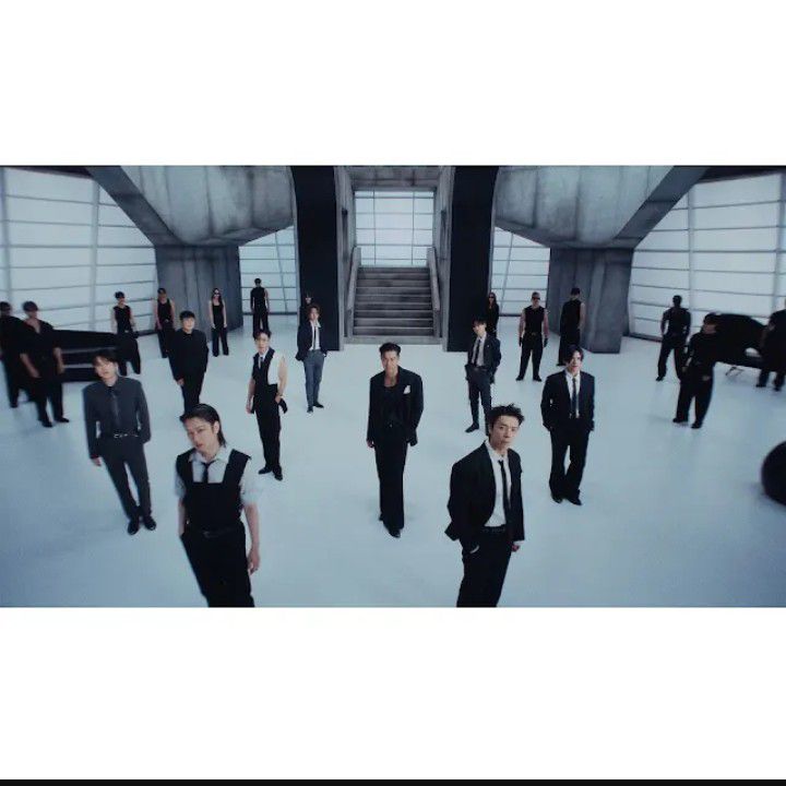 Recent activity shot of Super Junior