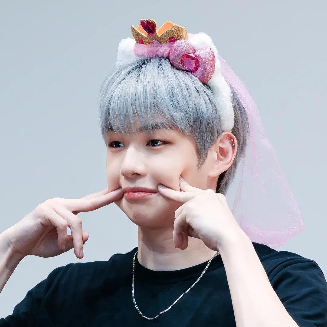 Recent activity shot of Kang Daniel