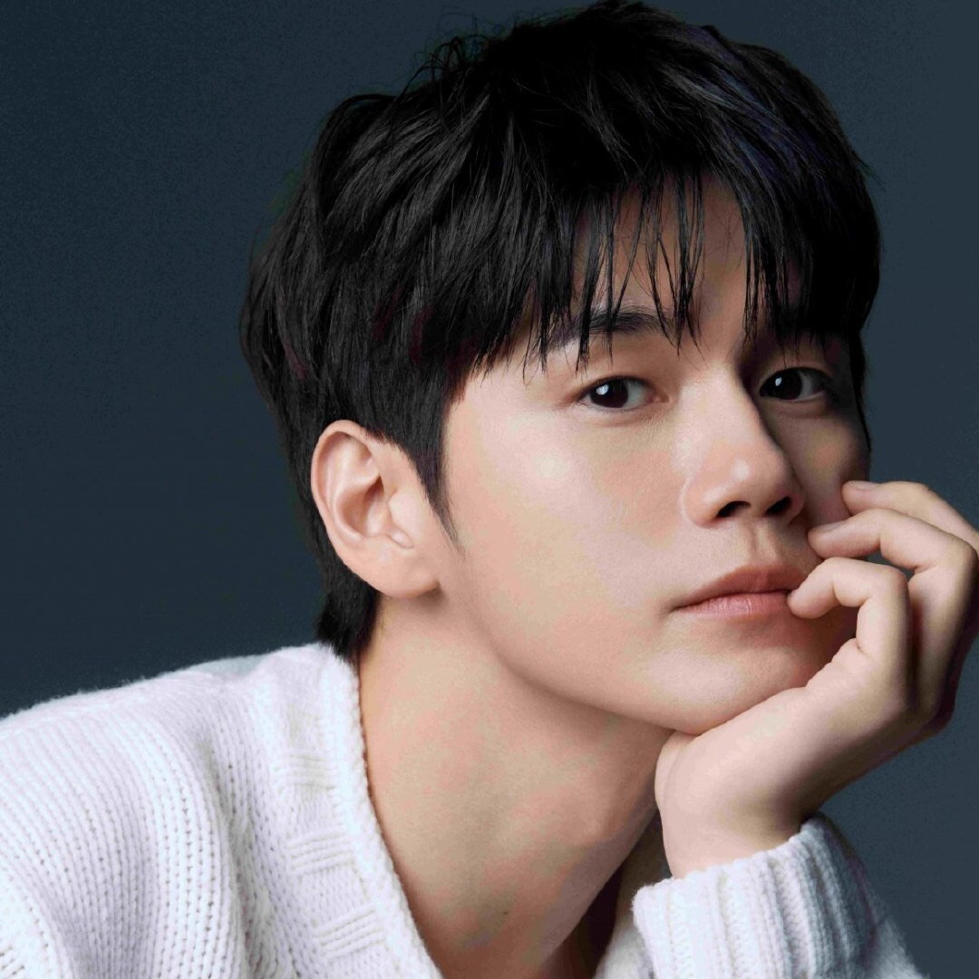 Behind-the-scenes cut of Ong Seongwu