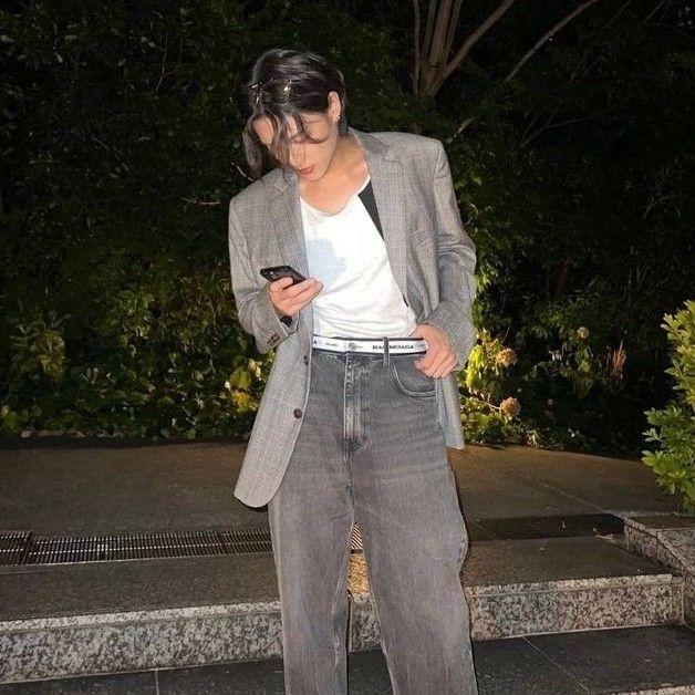 Latest photo of Wooyoung (ATEEZ)