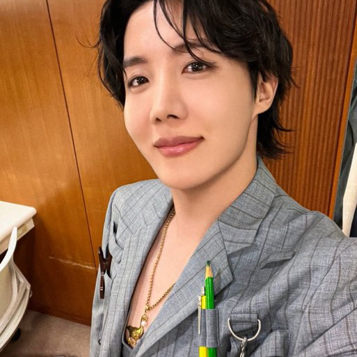 Behind-the-scenes cut of j-hope (BTS)