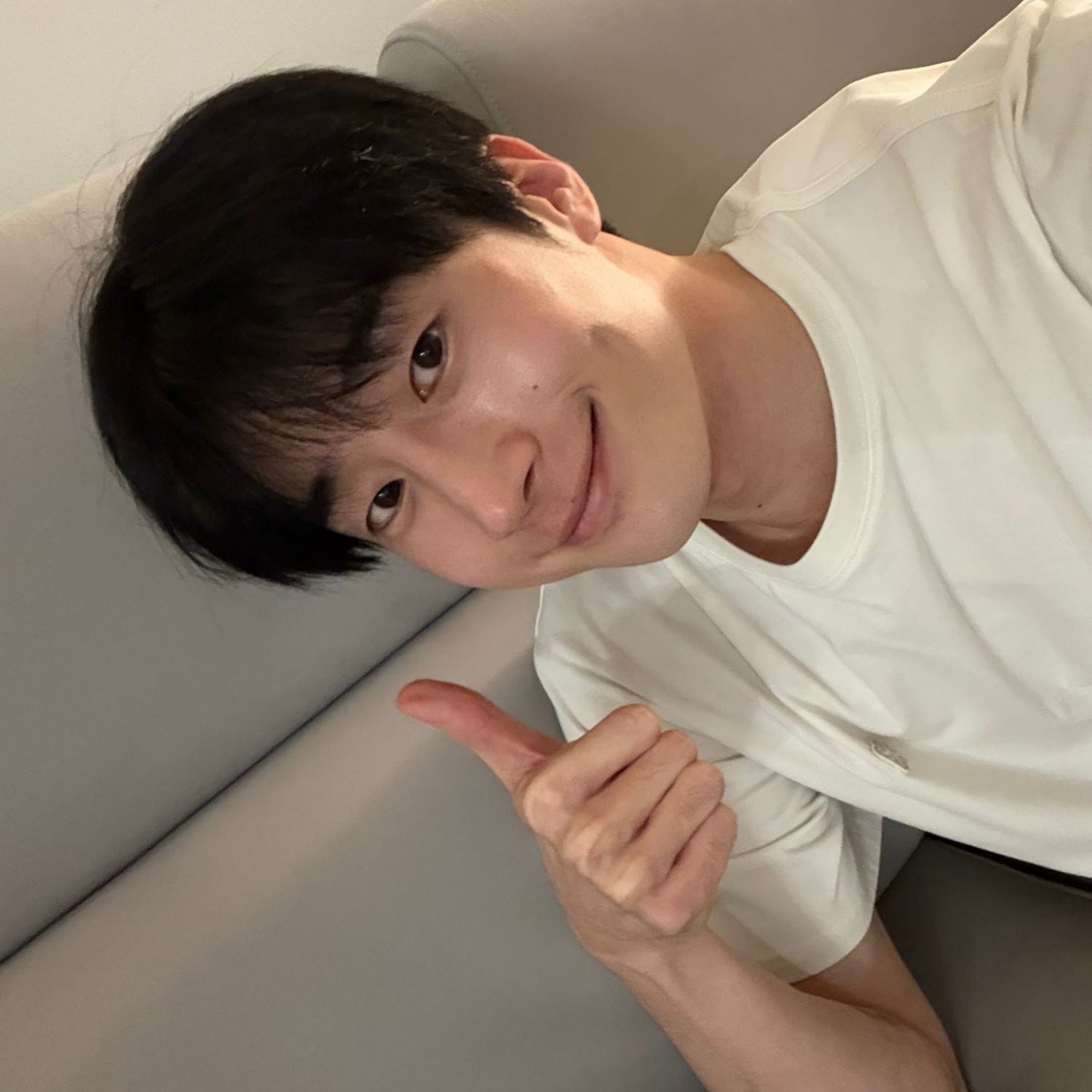 Behind-the-scenes cut of Han Seungwoo