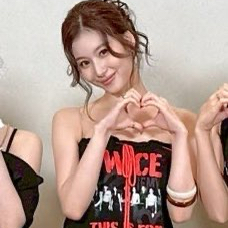 サナ (TWICE)の最近の活動写真