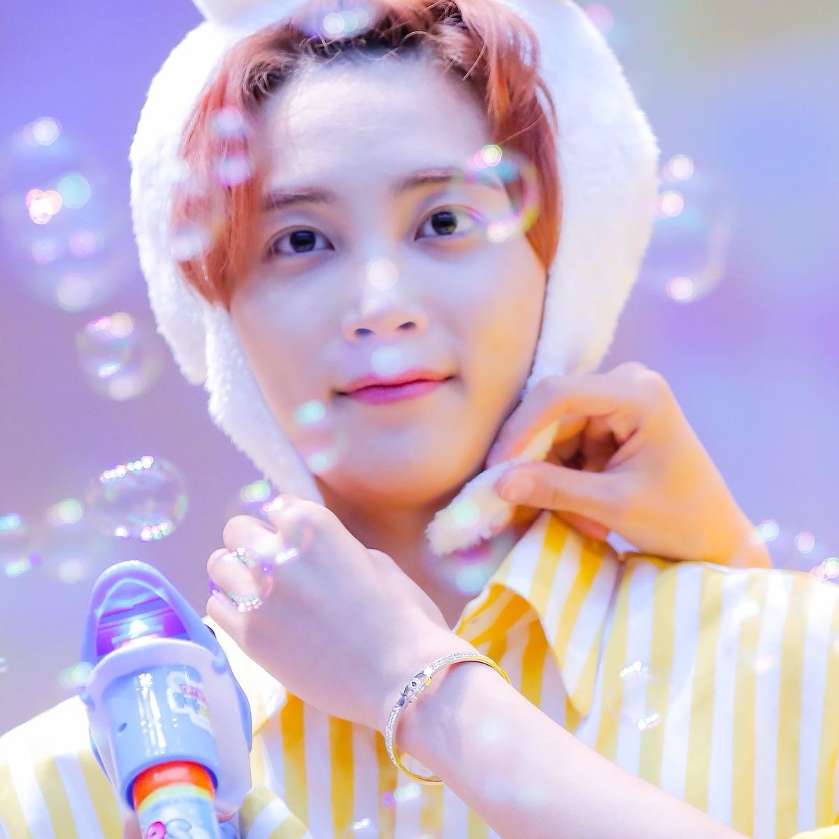 Latest photo of Jeonghan (SEVENTEEN)