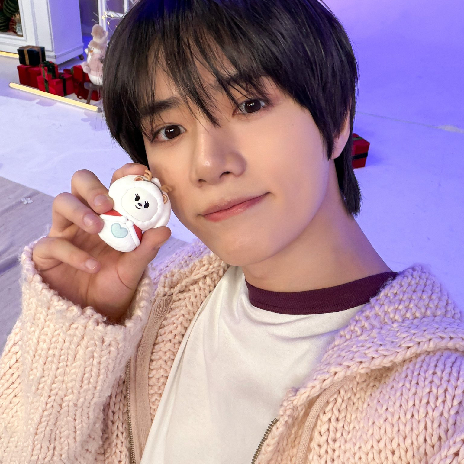 Recent activity shot of Beomgyu (TOMORROW X TOGETHER)