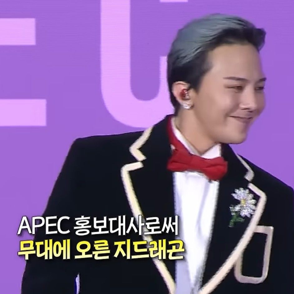 Momen yang diabadikan oleh penggemar G-DRAGON (BIGBANG)