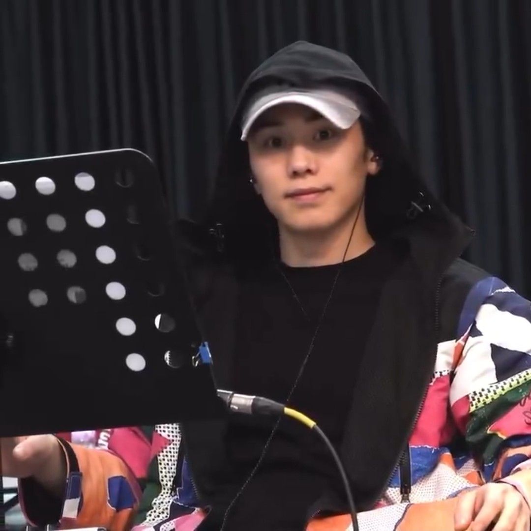 A moment captured by Rocky's fan