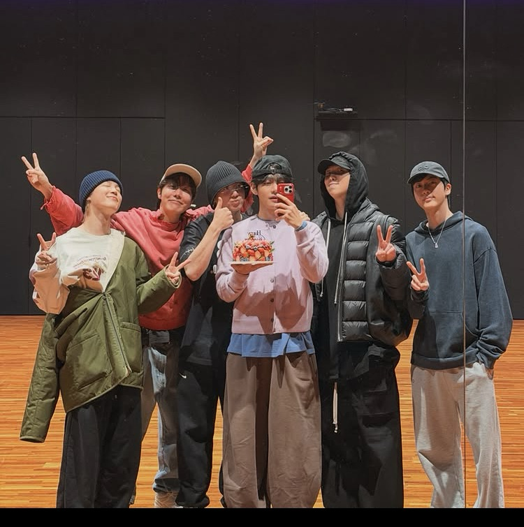 Latest photo of V (BTS)