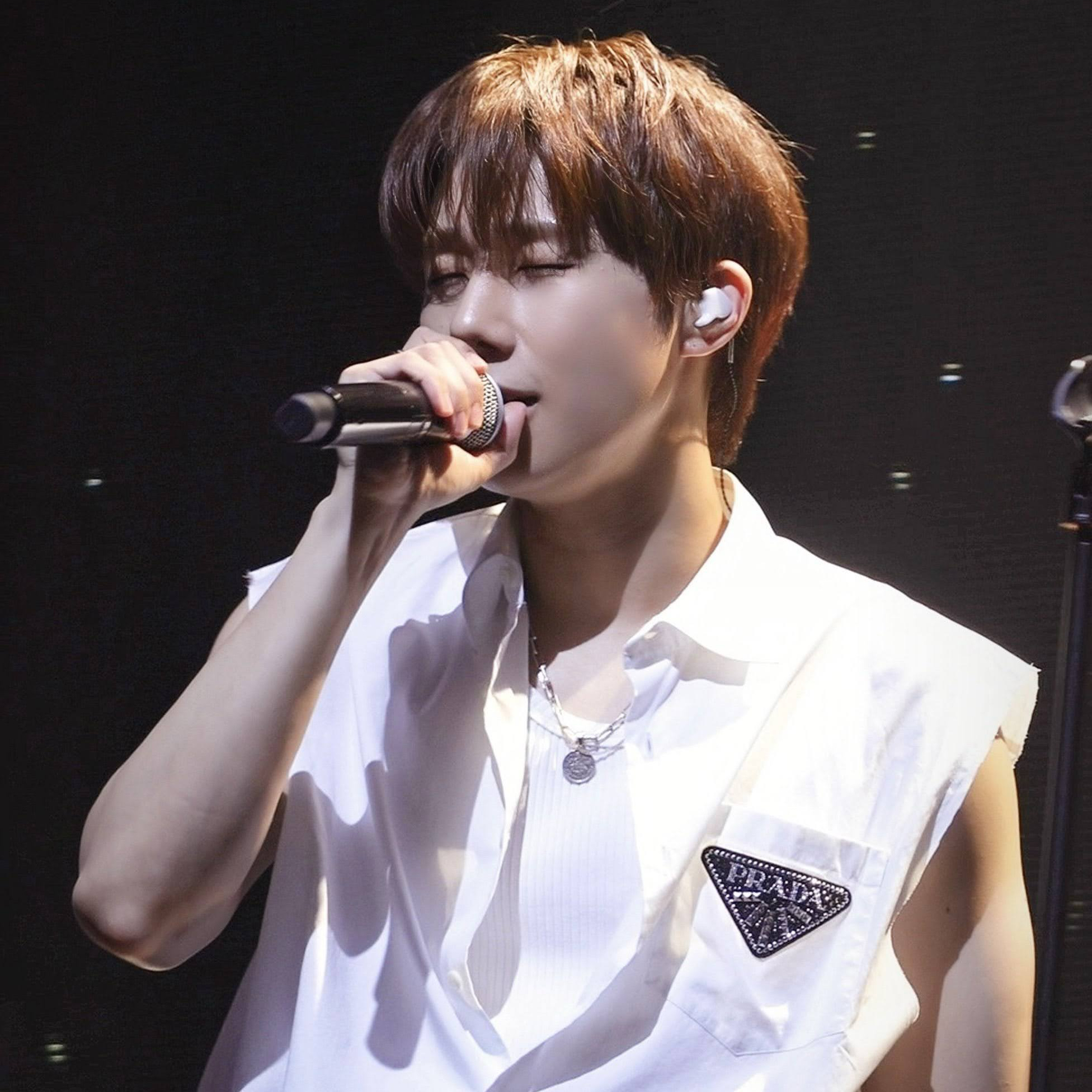 김성규 (인피니트) 최근 활동샷