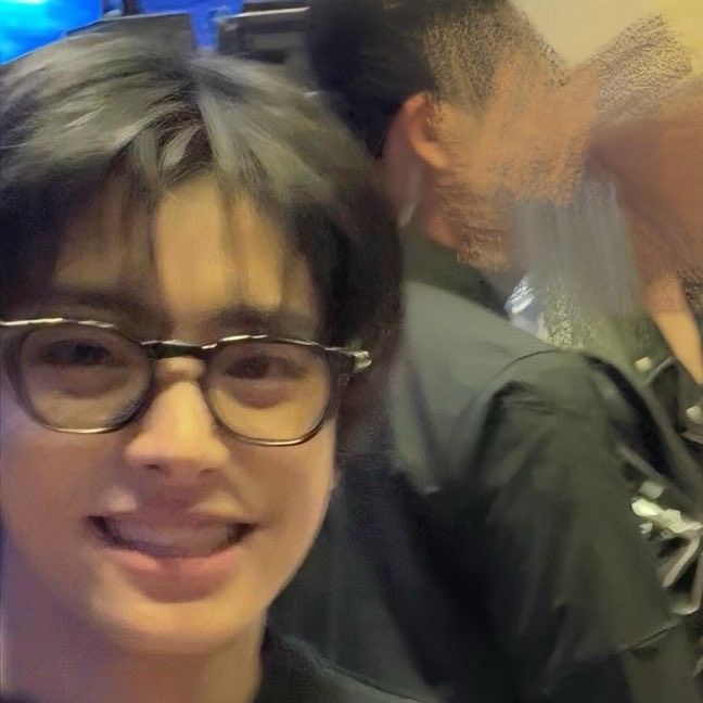 Momen yang diabadikan oleh penggemar Heeseung (ENHYPEN)