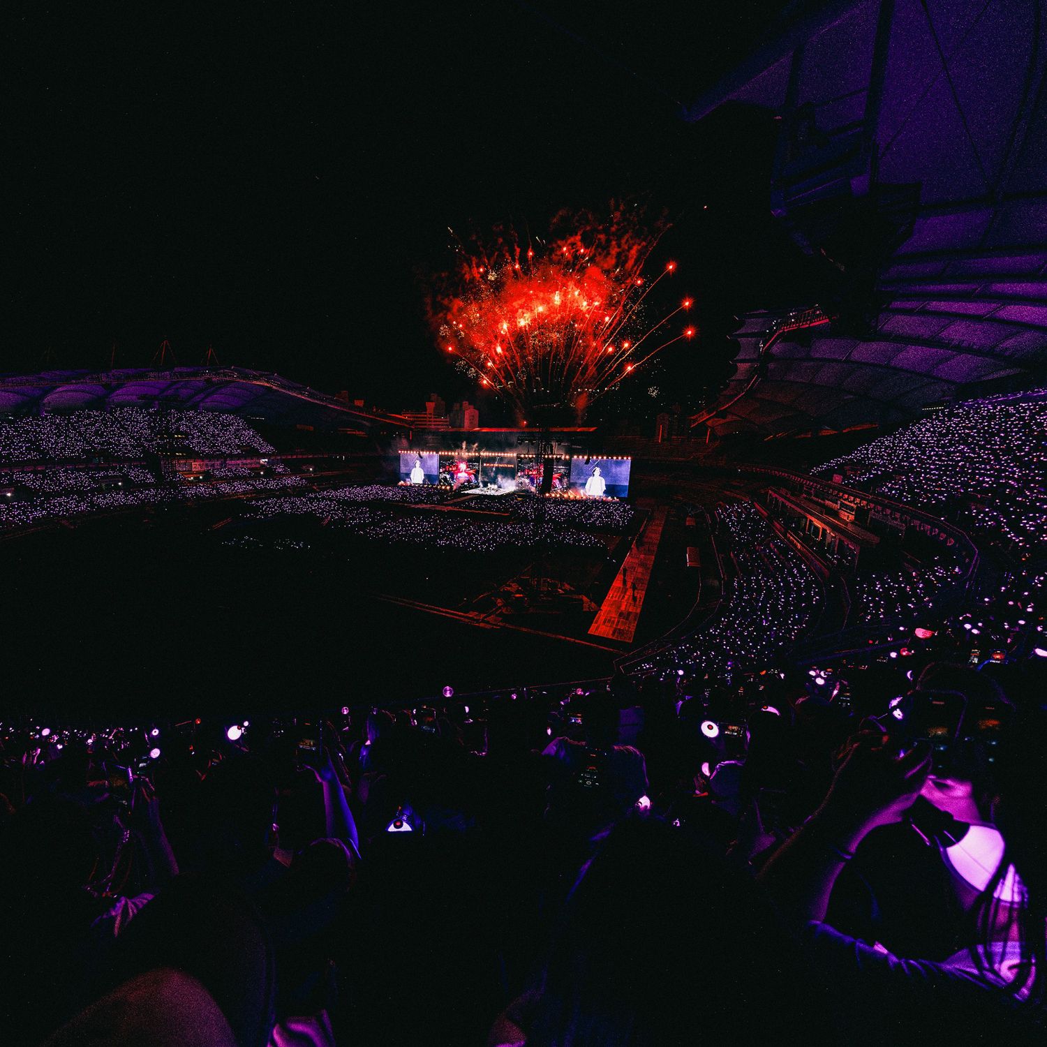 Behind-the-scenes cut of BTS