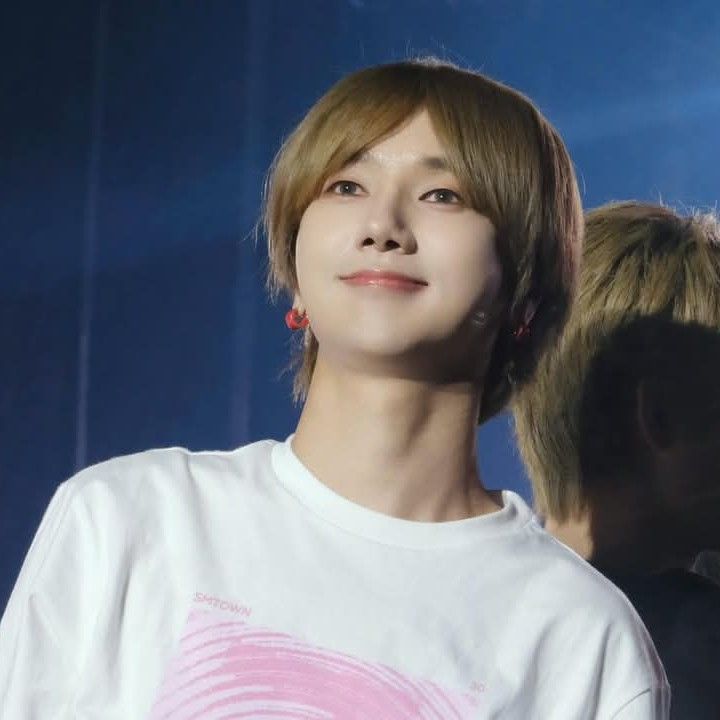 Behind-the-scenes cut of Yesung (Super Junior)
