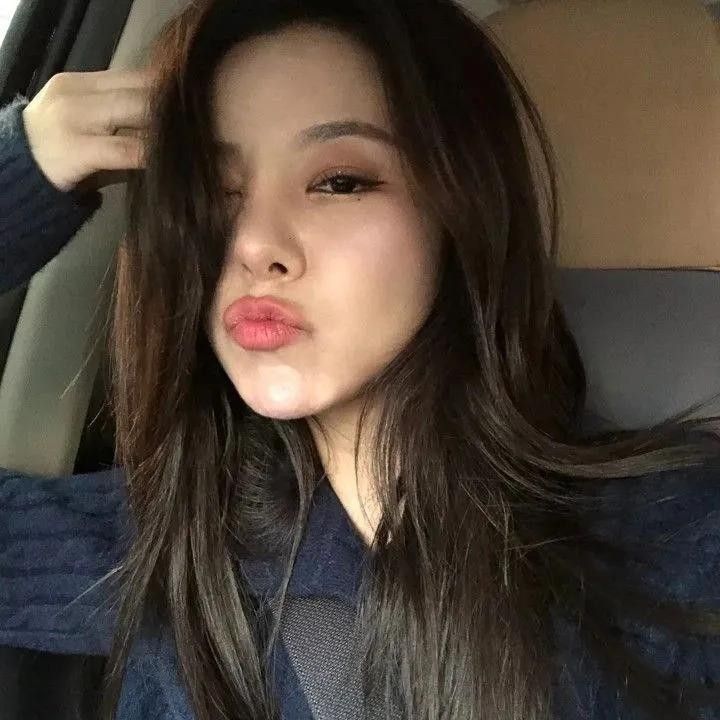 Latest photo of Wheein (MAMAMOO)