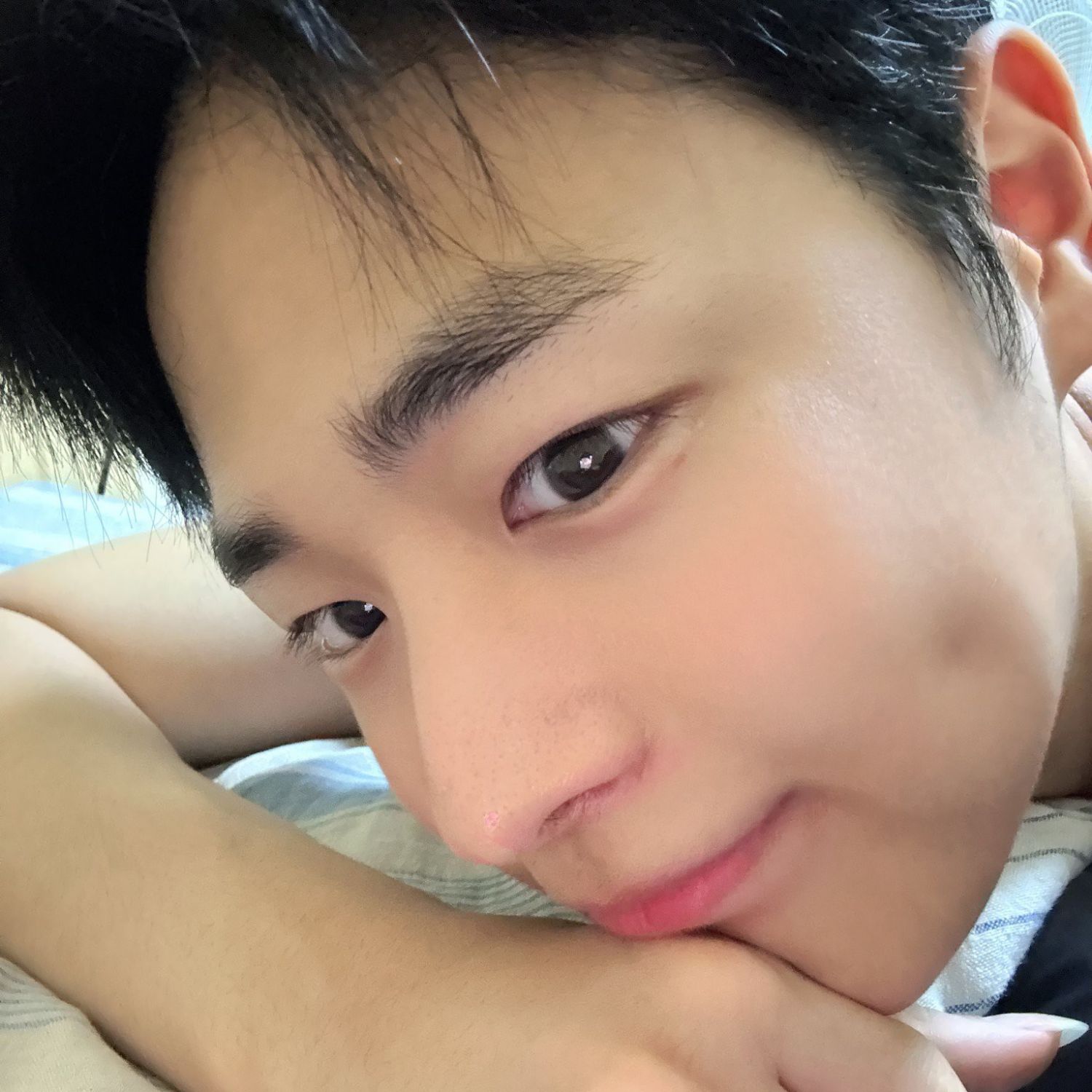 A moment captured by Choi Byungchan's fan