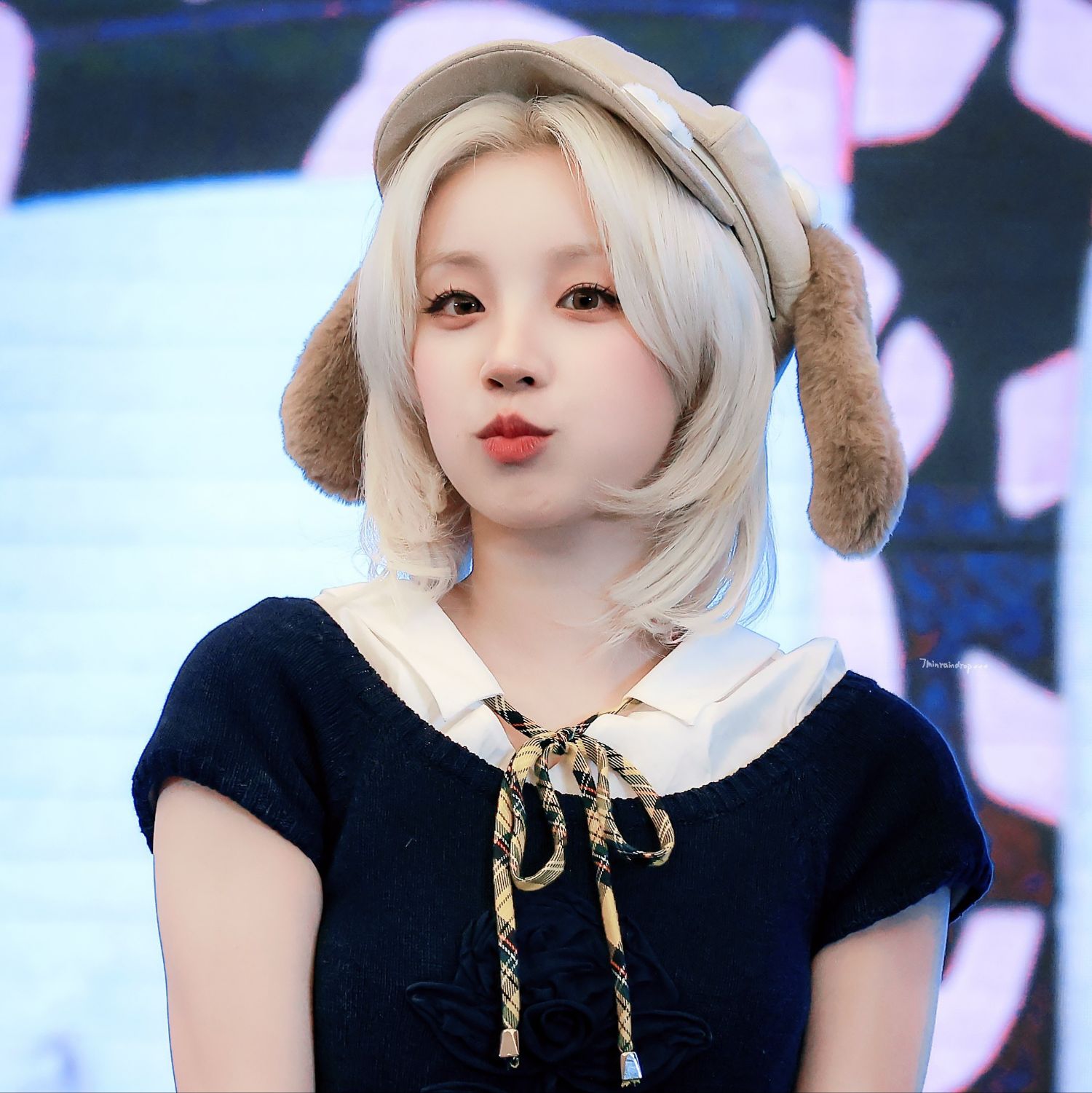A moment captured by Yuqi (i-dle)'s fan