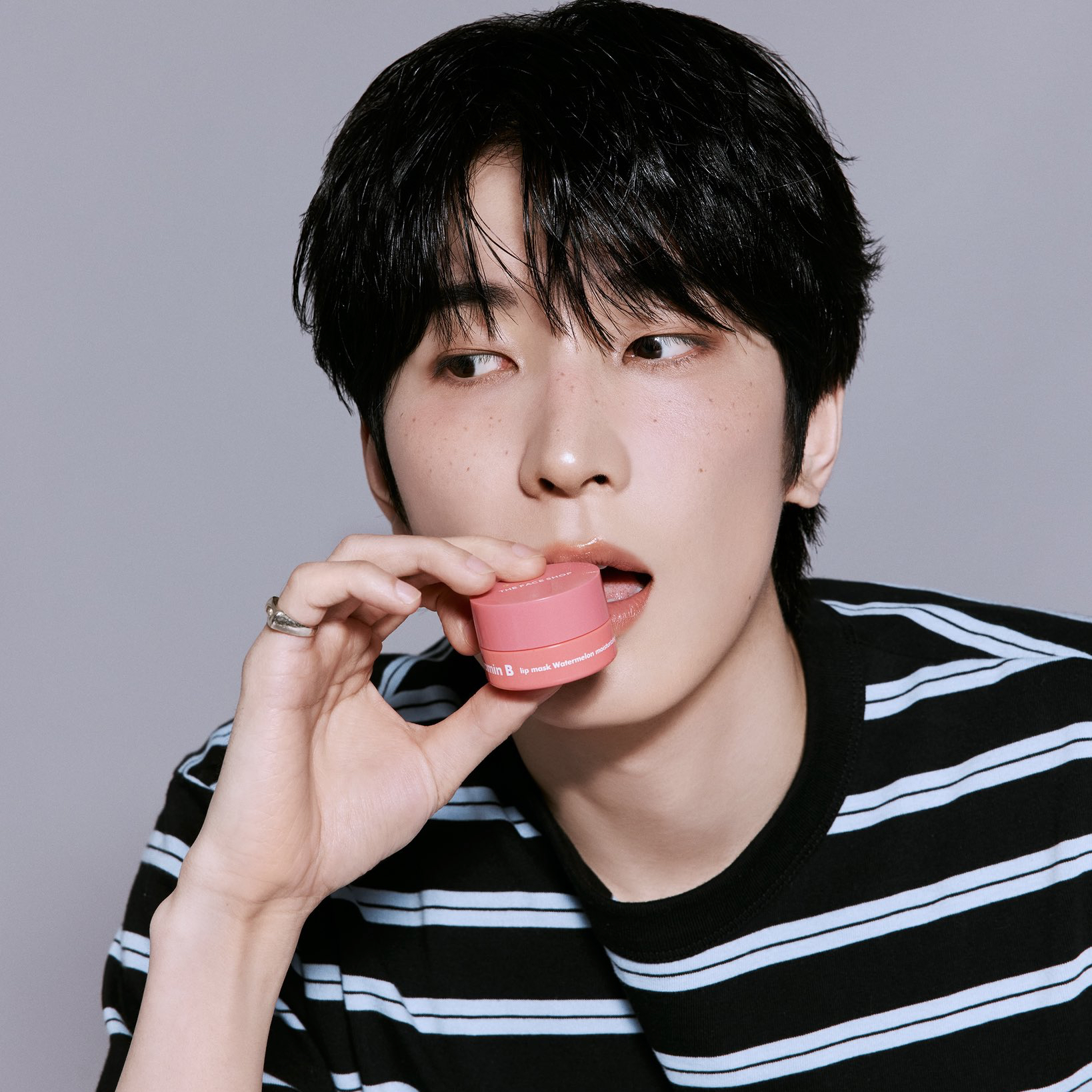 Latest photo of Wonwoo (SEVENTEEN)