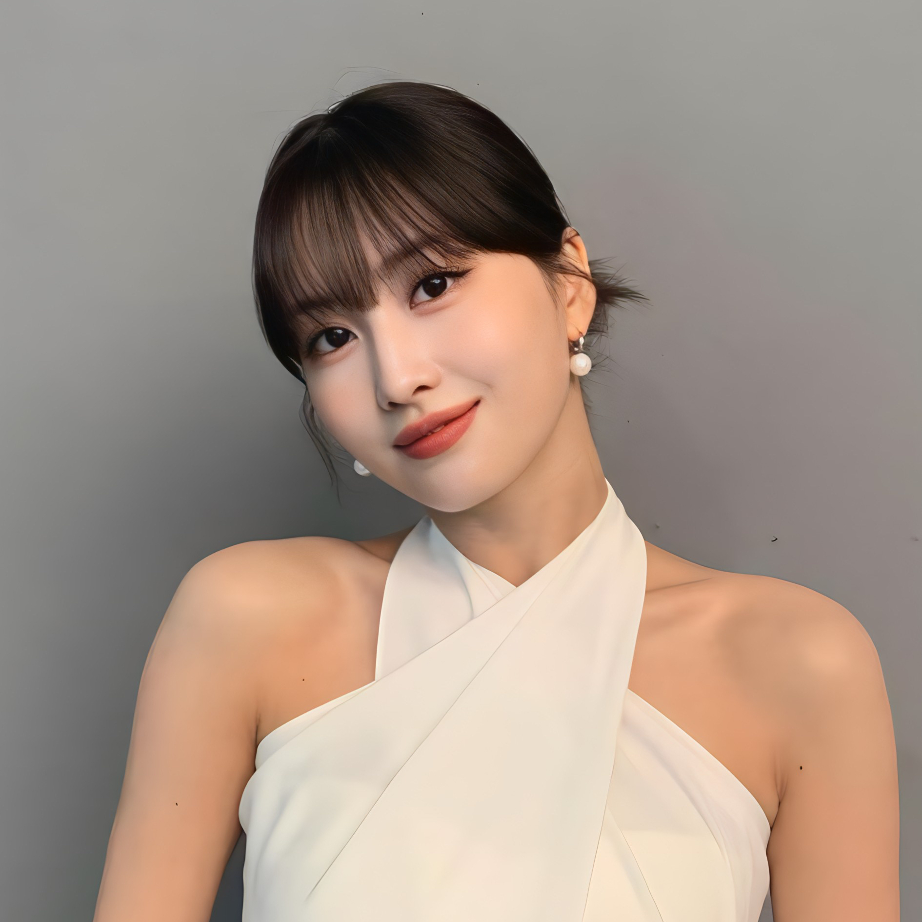 Foto aktivitas terbaru Momo (TWICE)