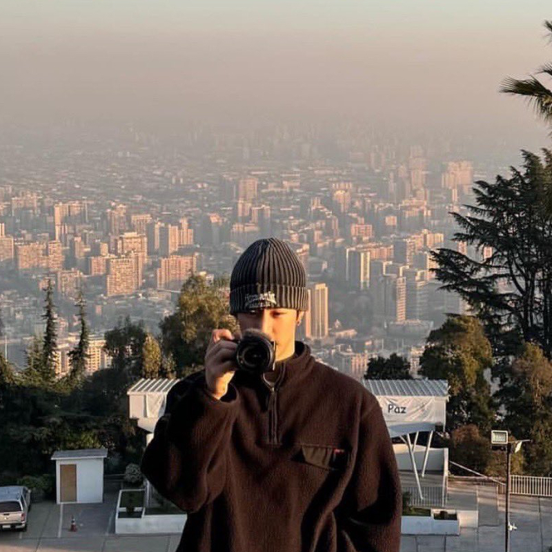 A moment captured by Mark (GOT7)'s fan